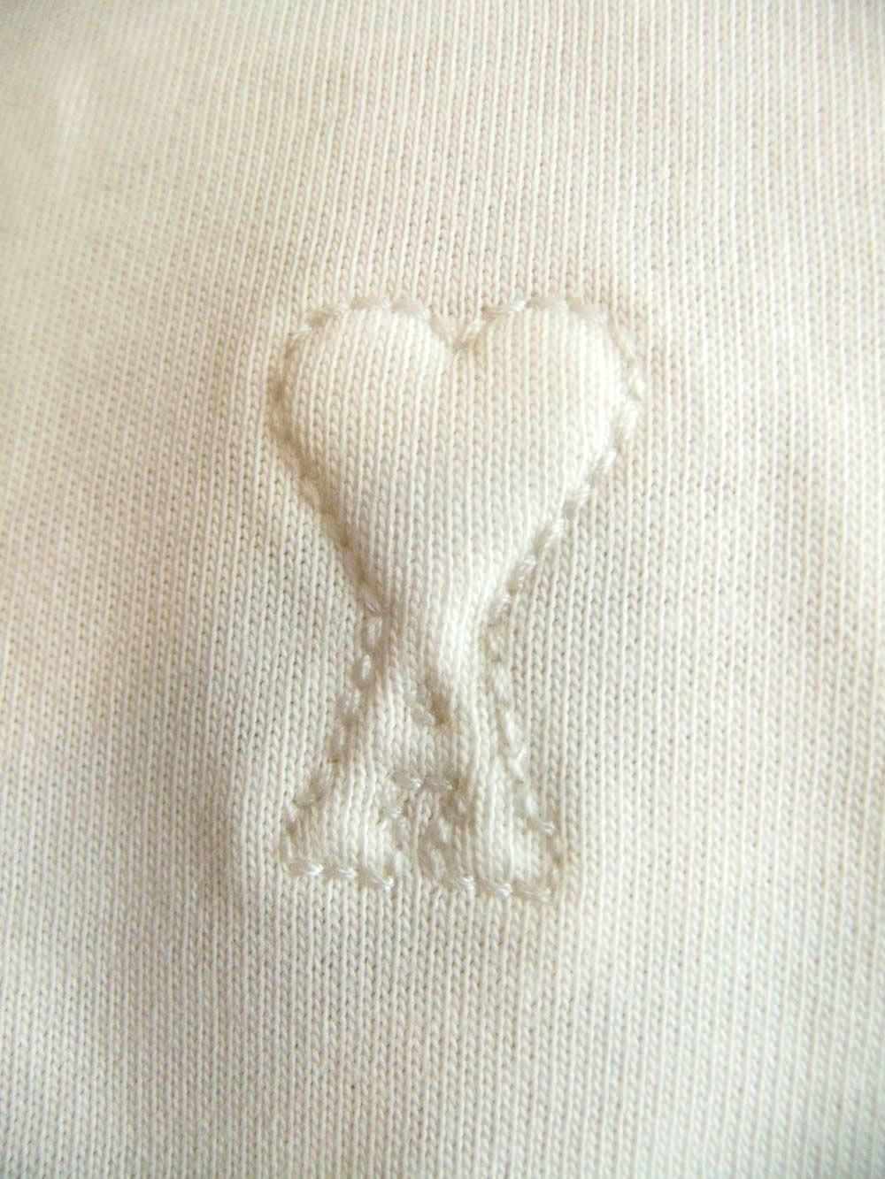 【ユニセックス】AMI DE COEUR Tシャツ (アイボリー)  ロゴ半袖 Tシャツ