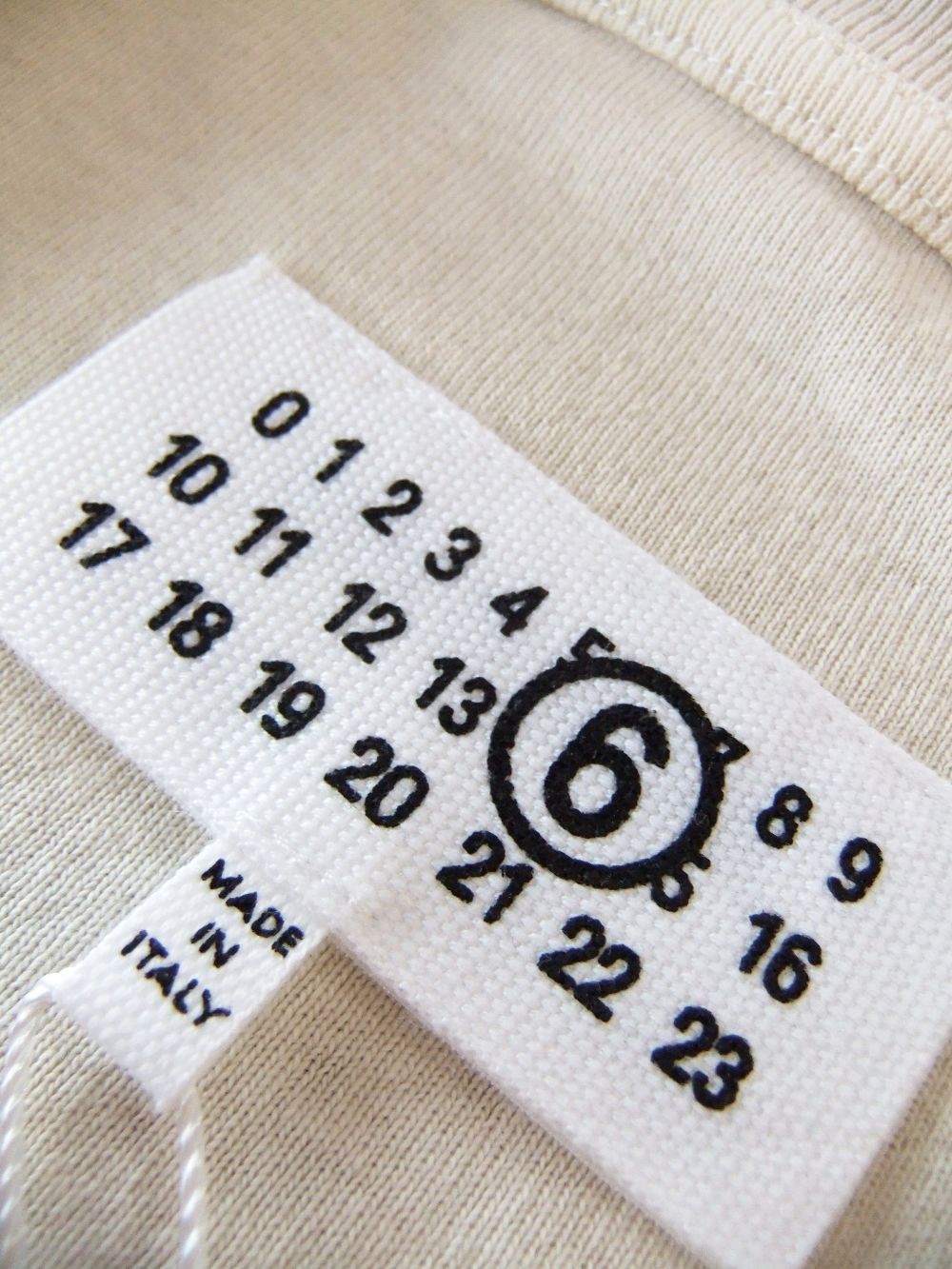 MM6 Maison Margiela ストライフ レイヤ Tシャツ 【関税込】 org.jpg
