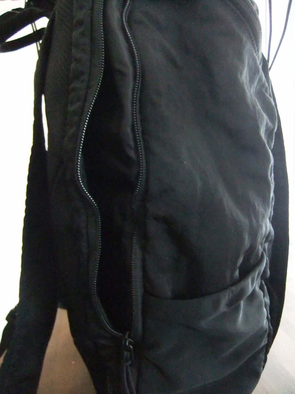 NYLON B  BACKPACK   ボディバッグ