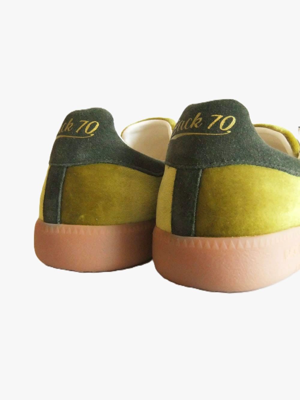 【BACK 70】 CLOUD VELVET TAUPE BUTTER 70   （グリーン） クラウド ベルベット スニーカー