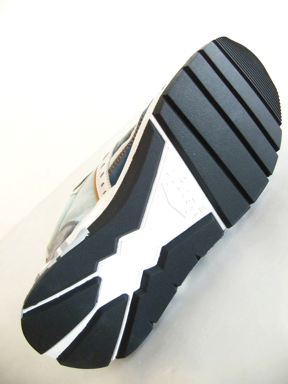 CLUB 01   ナイロン × スエード  ダッド スニーカー