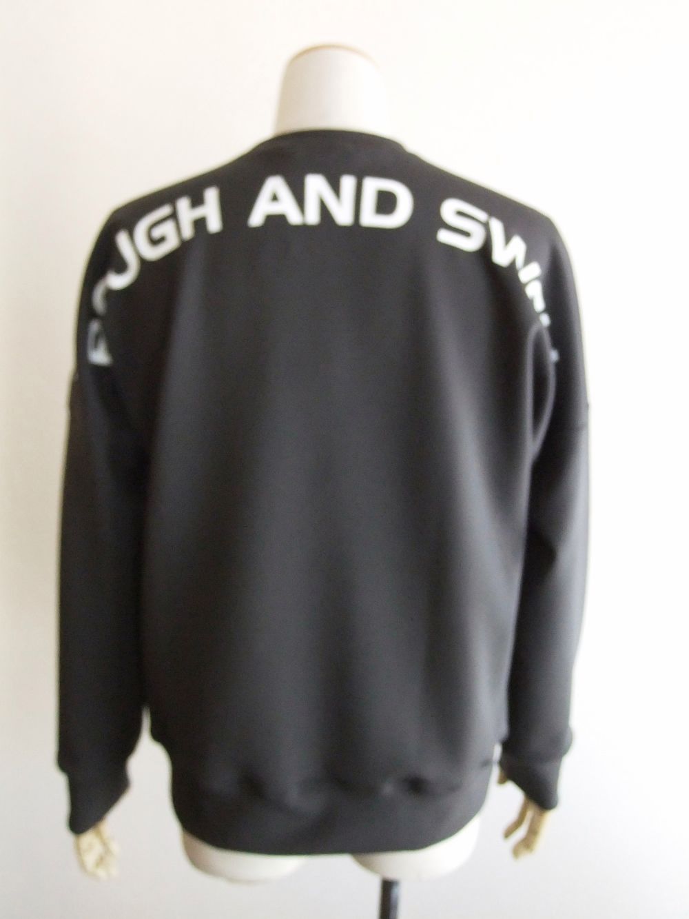 EARTH TOUR SWEAT  ロゴ入りスウェットシャツ (チャコールグレー)  RSM-22207
