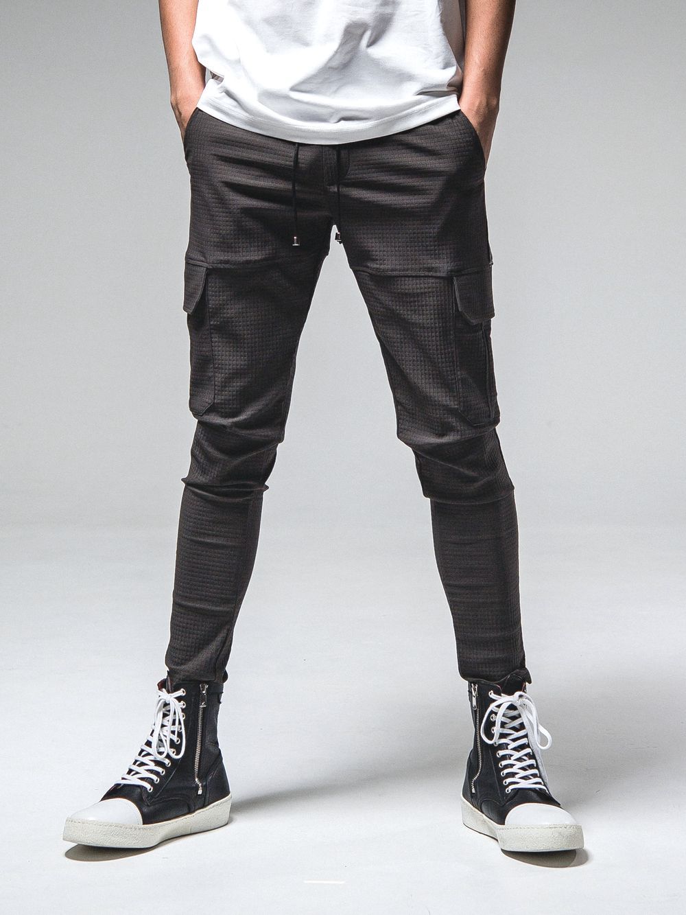HV NYLON DARRELL CARGO PT  ナイロン カーゴパンツ (リップルチャコール)