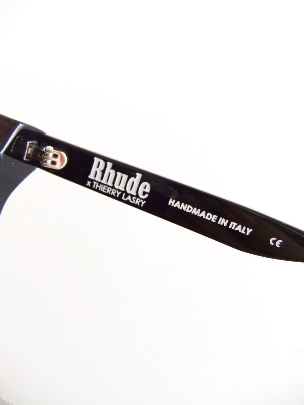 THIERRY LASRY × RHODEO101 sunglasses  (ブラック × ライトグレー)