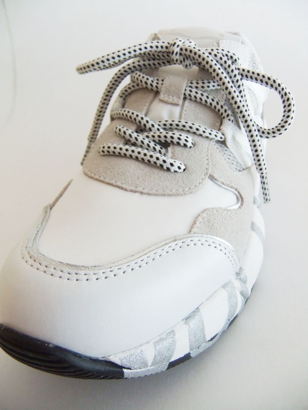 〈LADIES〉 CLUB100  VITELLO/NYLON/CORDURA LAM  ナイロン×レザー ローカットスニーカー (ホワイト)   0N01