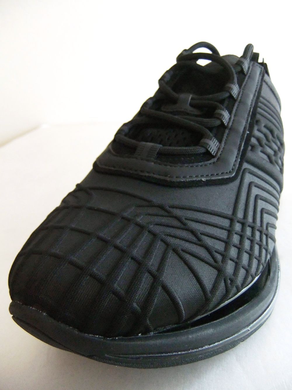 THERMOFORMED LYCRA   ハイテク スニーカー  KR969