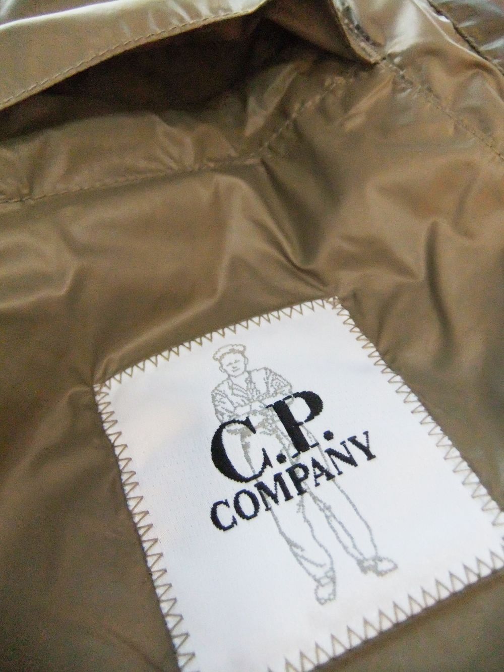 D.D. SHELL DOWN JACKET  (カーキブラウン) ナイロン ジップアップ ブルゾン