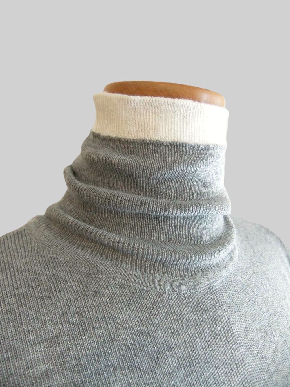 BI COLOR HIGH NECK PULLOVER  配色 ハイネック ガーゼ ニット PO    （グレー）  635956