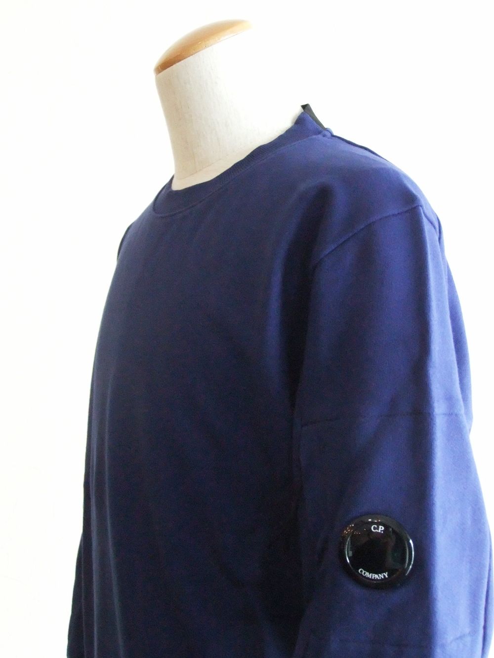関送込◆C.P. Company◆クルーネックスウェットシャツ C.P. COMPANY - DIAGONAL RAISED FLEECE SWEATSHIRT (ネイビー