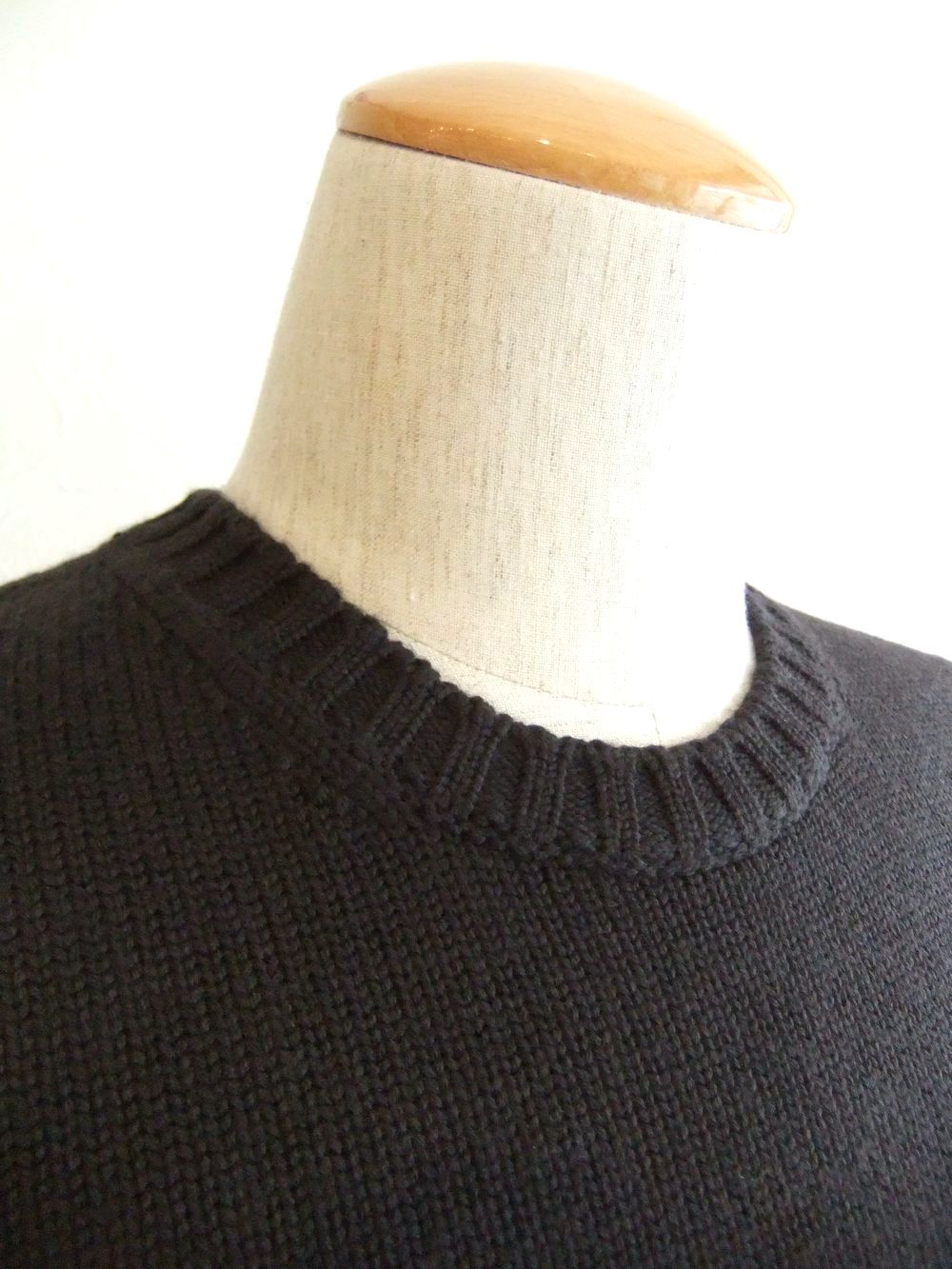 【D5M103L】メリノ ミドルゲージ クルーネック ニット