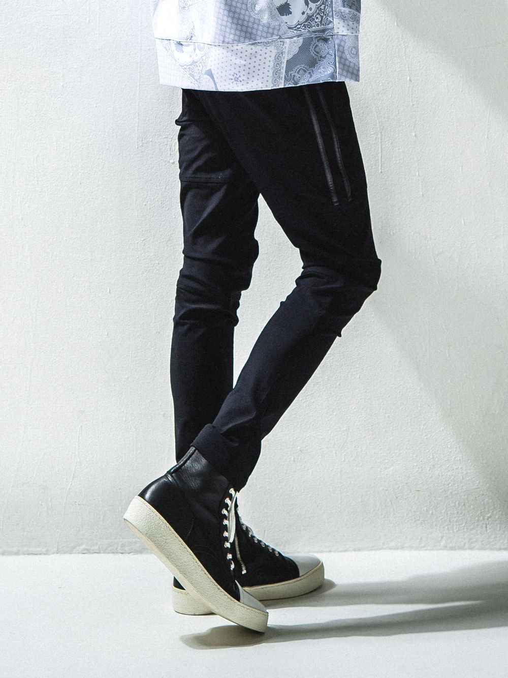 Johnson LINE NYLON PANTS ジョンソン ライン ナイロン パンツ (ブラック×ブラック)