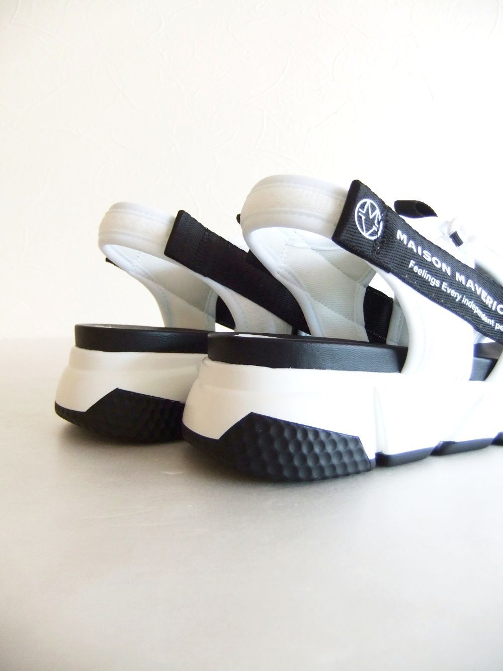 LOGO DAD SANDALS SNEAKERS  ダッド サンダル スニーカー  (ホワイト) MS2326