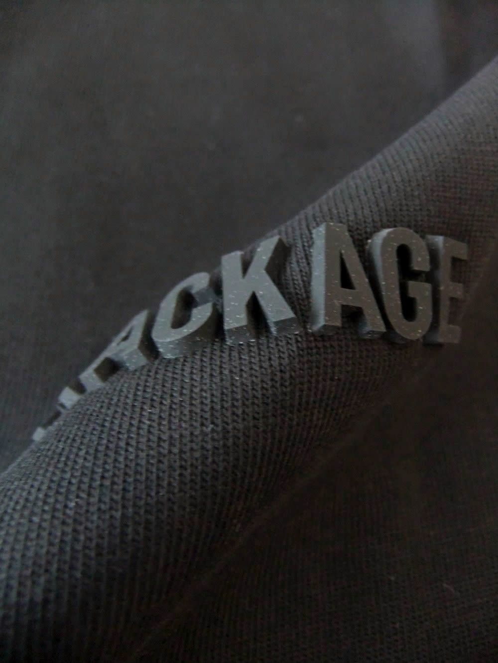 TEE-R  (ブラック)  ロゴ半袖 Tシャツ