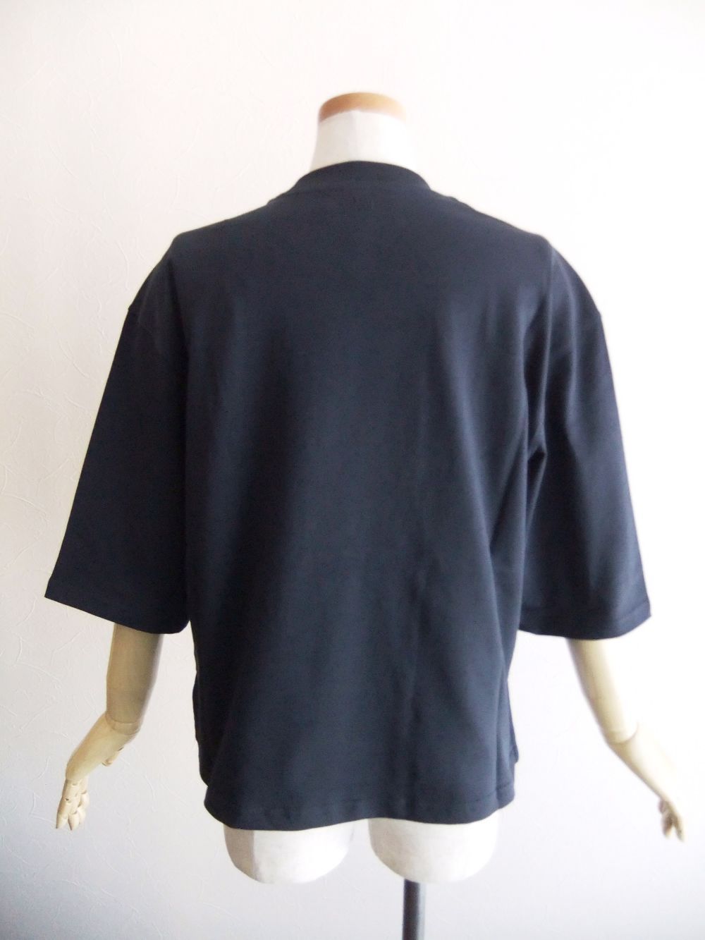 【レディース】AMI DE COEUR Tシャツ  （ネイビー）  ロゴ パッチ 7分袖 Tシャツ