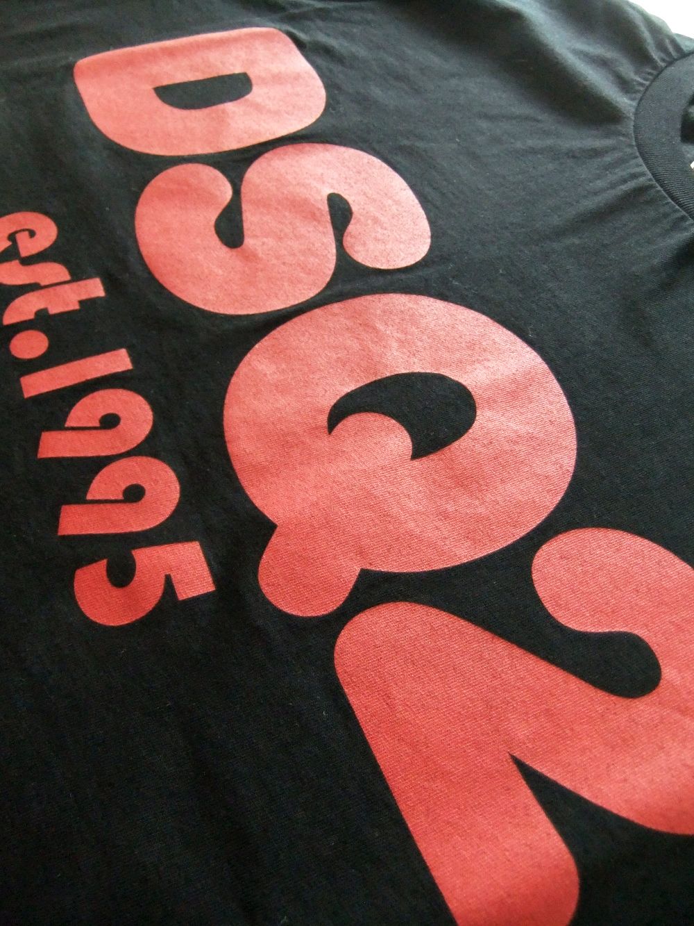 DSQ2 ロゴプリント T-SHIRT (ブラック)  S74GD0838