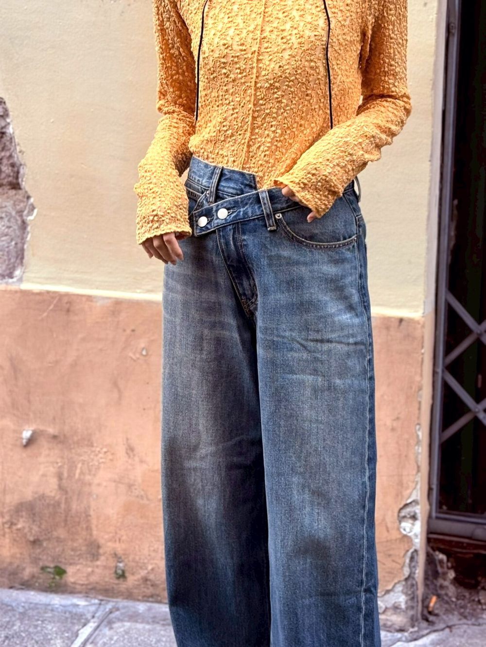 WAIST CROSS DENIM PANTS  ウェスト クロス デニム パンツ   635618