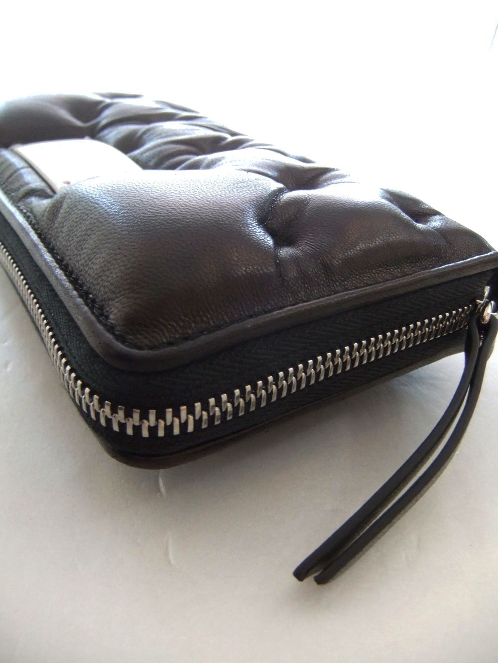 ZIP AROUND WALLET    「グラム スラム」 エンブロイダリー  ウォレット