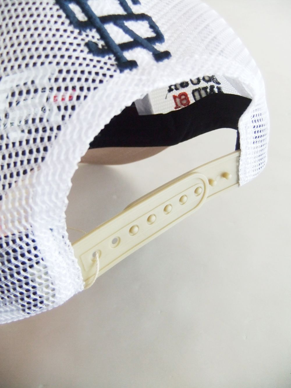 BIG D MESH CAP (ベージュ) ロゴ入りキャップ RSA-23006