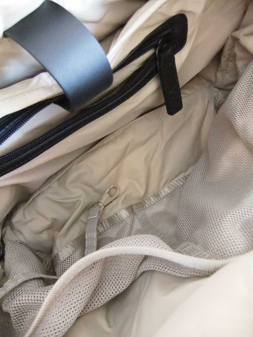 PORTER SMALL TOTE MATT STRIPES ポーター トート スモール バッグ  (ブラック×ホワイト)