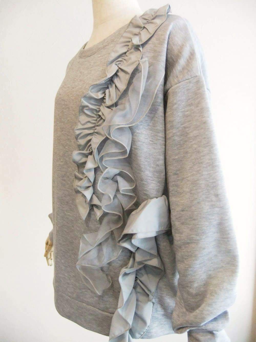 フリル付き スウェット プルオーバー    MML107TEA