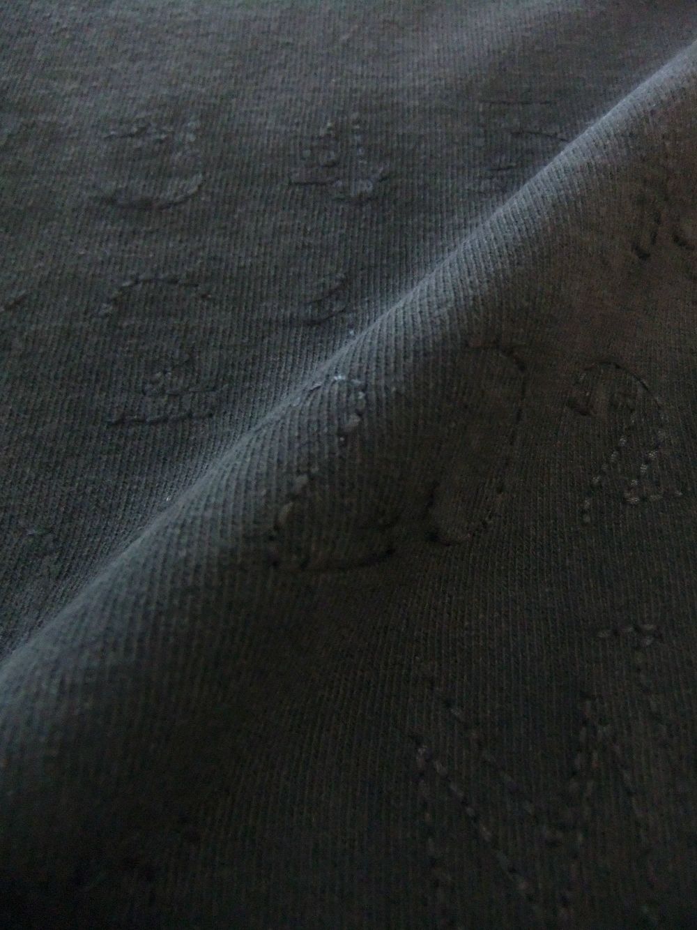 MAISON MARGIELA   (ブラック)  エンブロイダー ロゴ Tシャツ