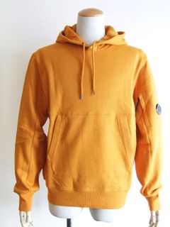 DIAGONAL RAISED FLEECE  HOODIE  (イエロー) フーデッド スウェットシャツ