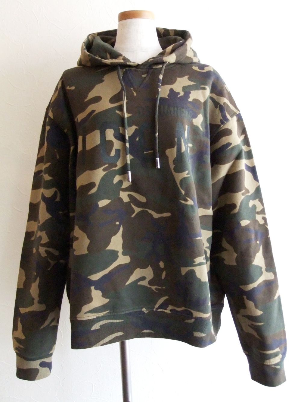 LADIES CAMOUFLAGE ICON HOODED  スウェットパーカー   S80GU0010