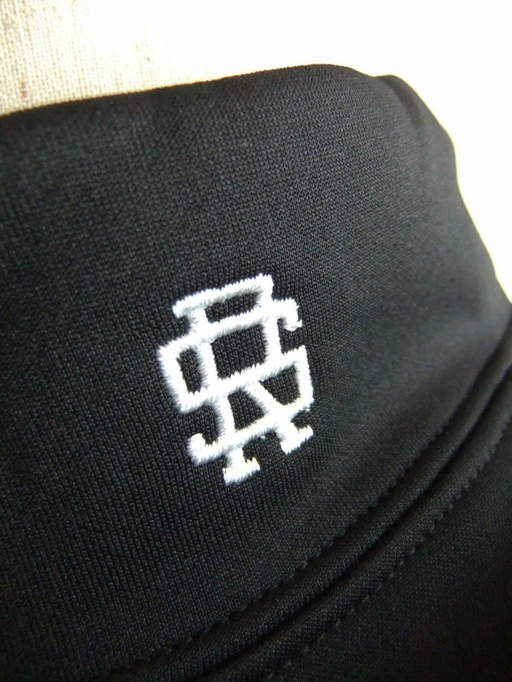CHIK SICK MOCK L.S (ブラック) ロゴ入り裏起毛 モックネック スウェットシャツ  RSM-23217