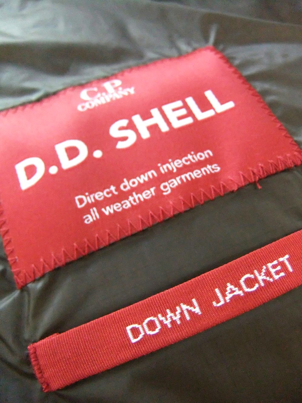 D.D. SHELL DOWN VEST  (カーキブラウン) ナイロン ジップアップ ベスト
