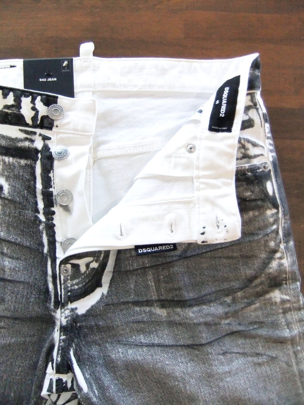 ICON WHITE COAL WASH 642 JEANS    ストレートジーンズ   S79LA0075
