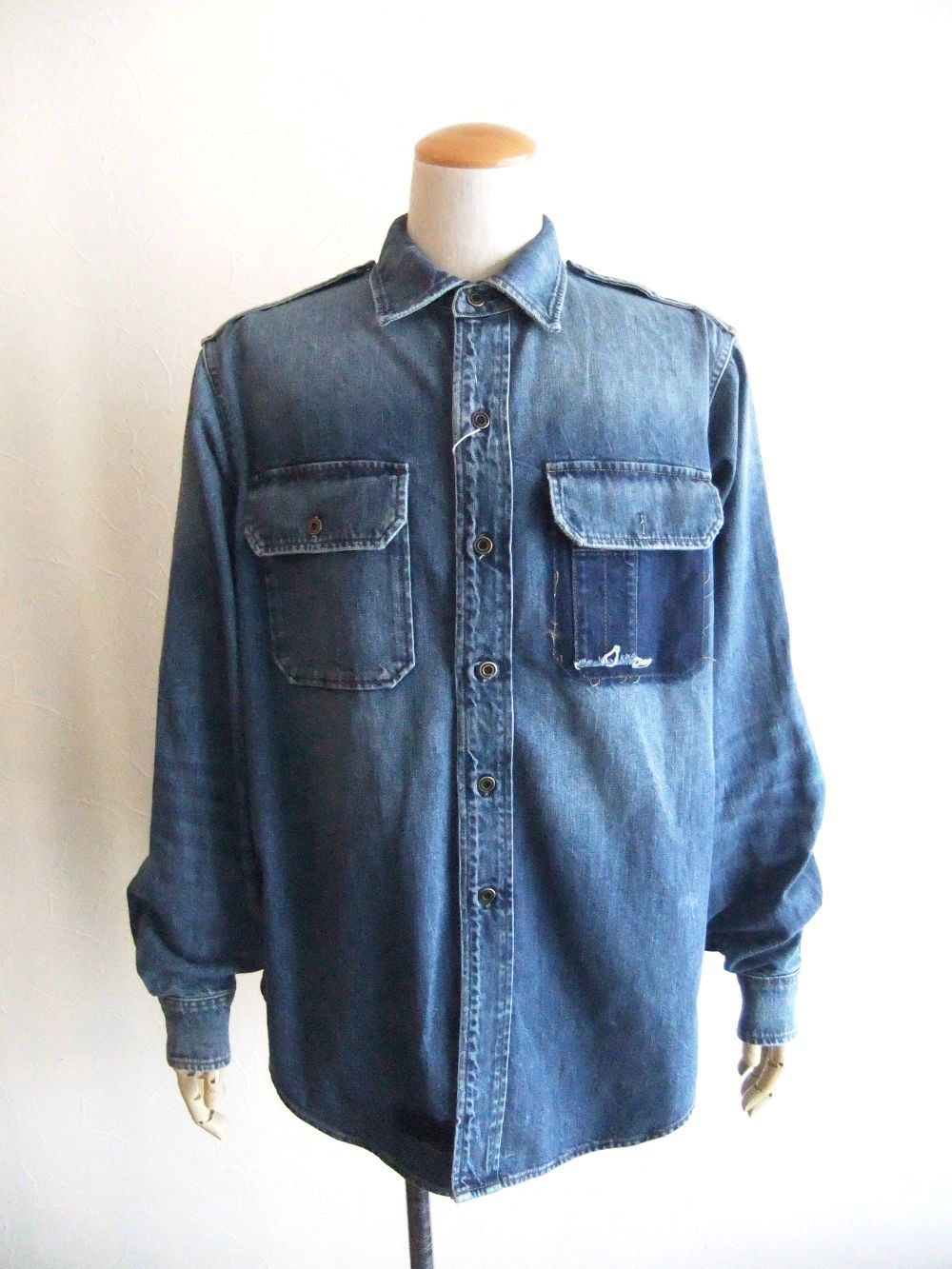 MAISON MARGIELA       ヴィンテージ デニムシャツ