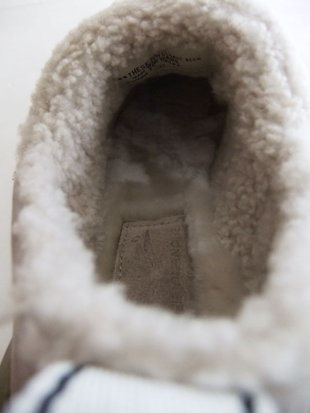 〈LADIES〉 QWARK SLIP FUR  ボア スリッポン スニーカー   0E01