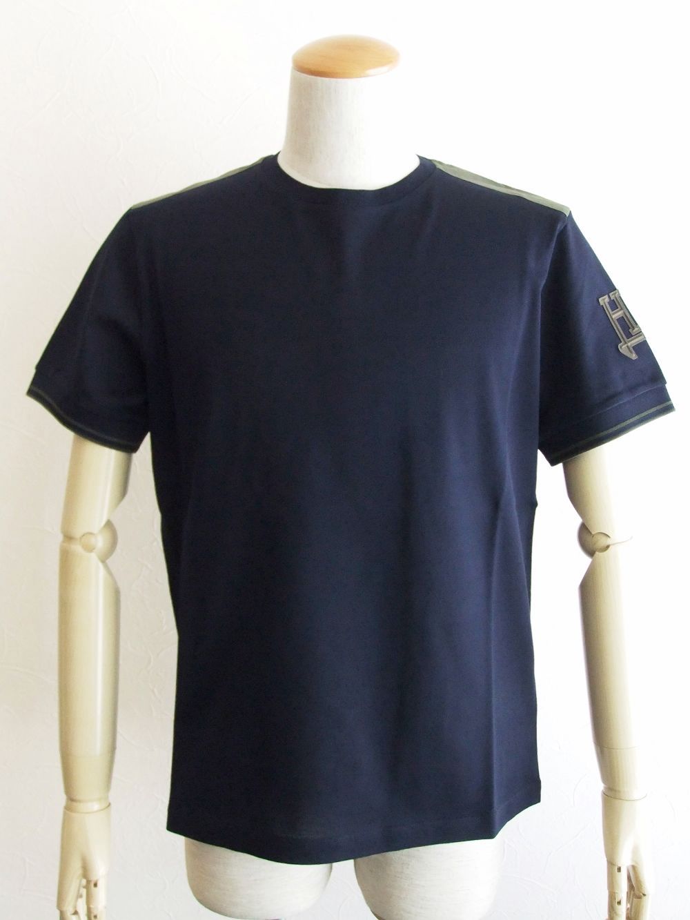 HERNO コットン ピケ クルーネック ロゴTシャツ (ネイビー)  JG000129U-54002