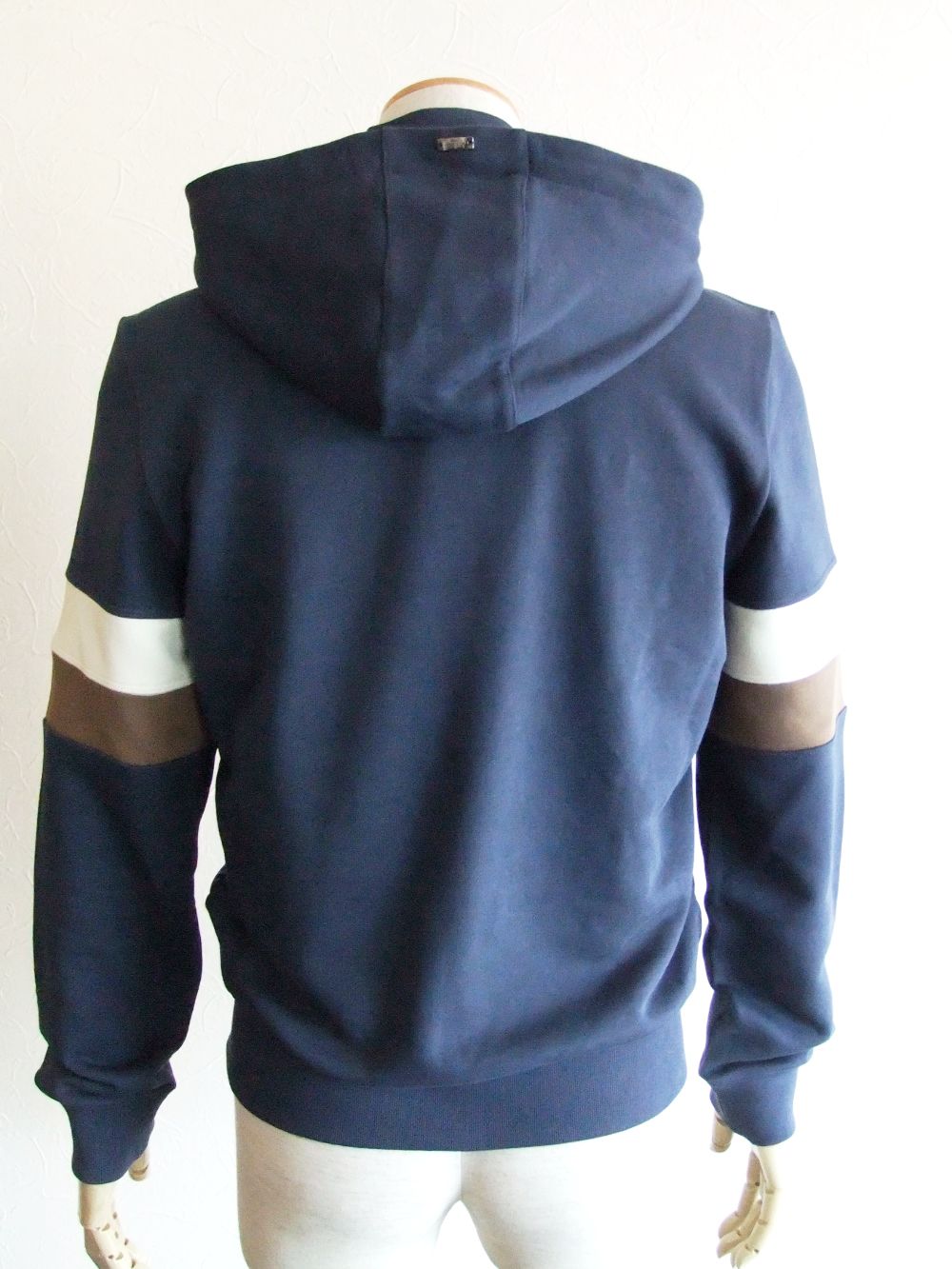 HERNO ヘルノ RESORT ウルトラボンバーダウンジャケット 関税込 HERNO - RESORT ハイブリッド ウルトラ ライトダウン フーデッド