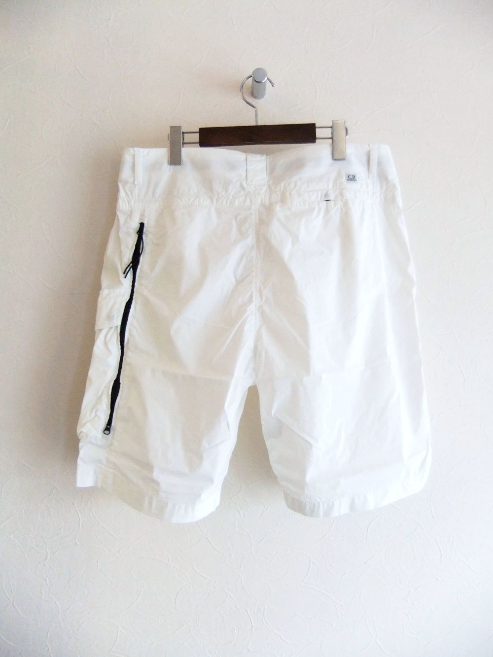 50 FILI STRETCH SHORTS   (ホワイト)   ナイロン ストレッチ ZIP ハーフパンツ