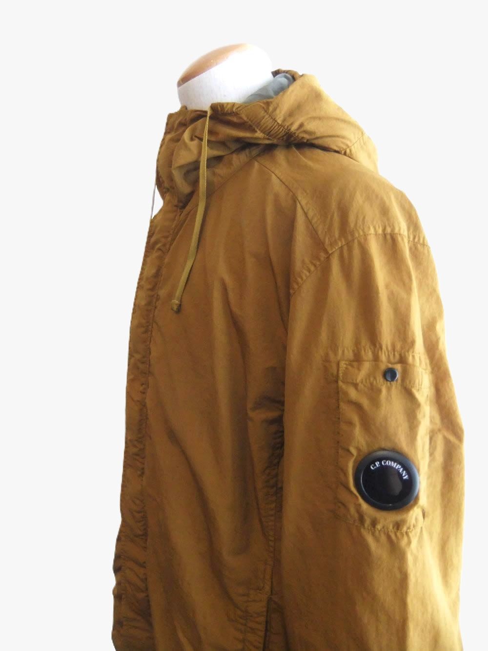 T-ST NYLON HOODED LENS OVERSHIRT  (キャメル) ジップアップ パーカー ブルゾン