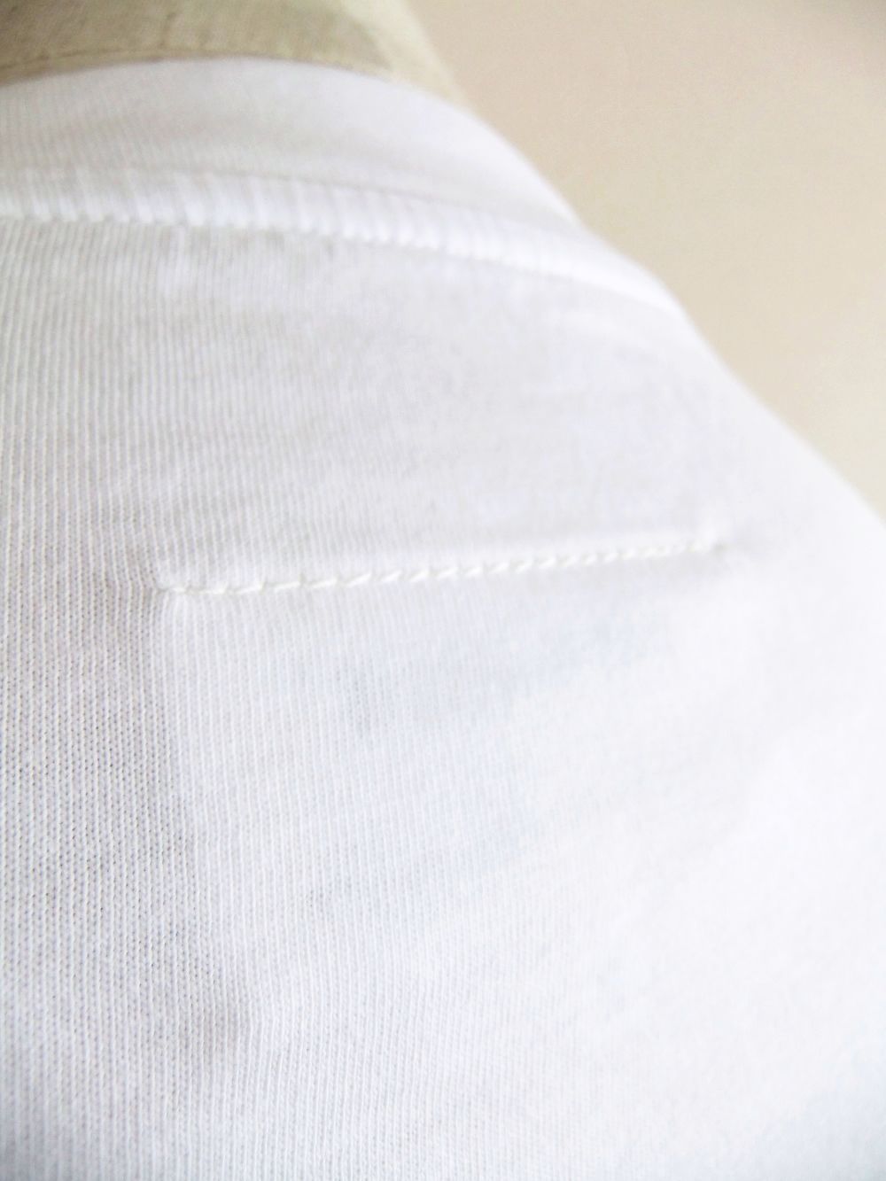 《MM➅》 Maison Margiela  6 LOGO PRINT T-SHIRT   (ホワイト)  ナンバリングTシャツ