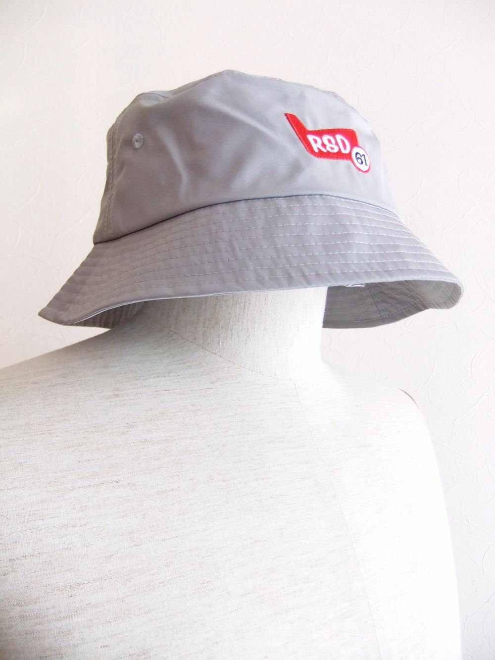 RED IRON HAT   (グレー)  ロゴ入り ハット    RSA-24011