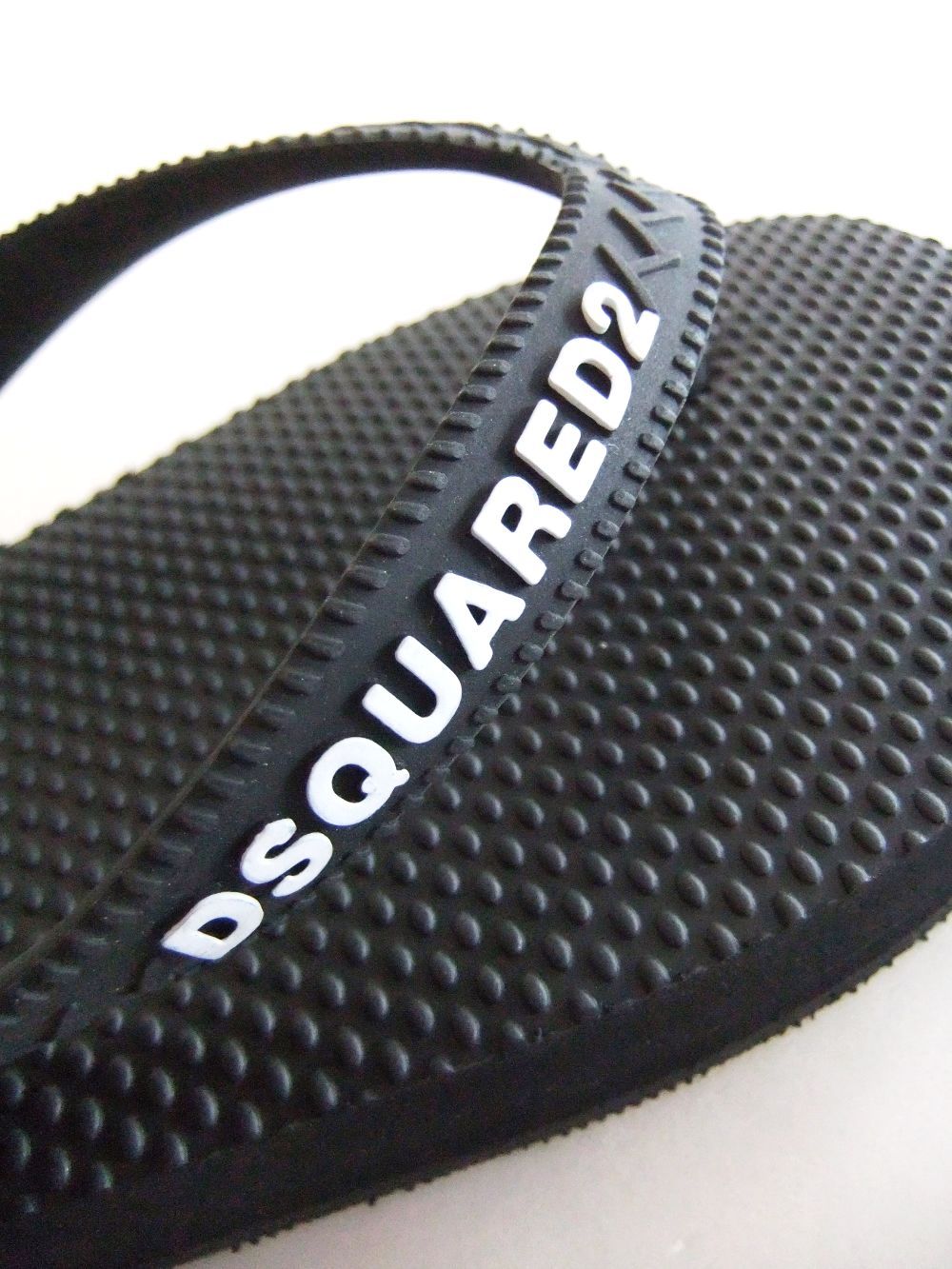 《LADIES》 DSQUARED2 LOGO FLIP FLOPS  (ブラック) ビーチサンダル