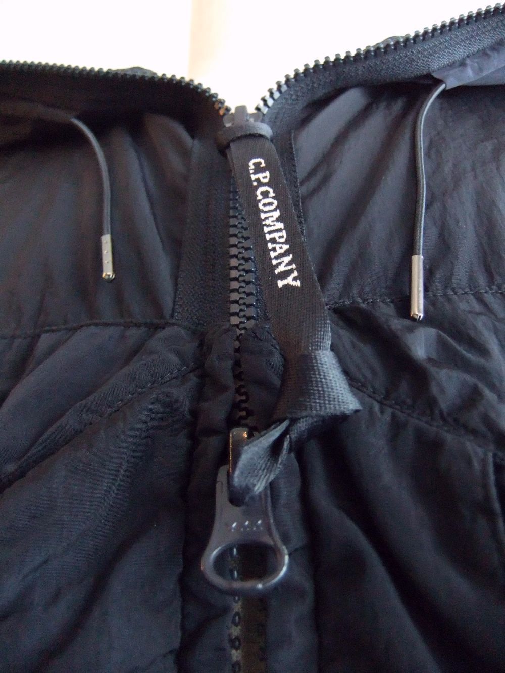 C.P. COMPANY - CHROME-R HOODED OVERSHIRT ジップアップ フード