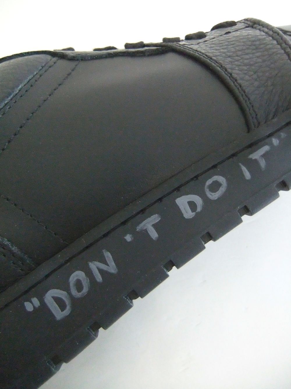 【MIKE don't do it】 【日本限定モデル】  レザースニーカー  (ブラック × ブラック)