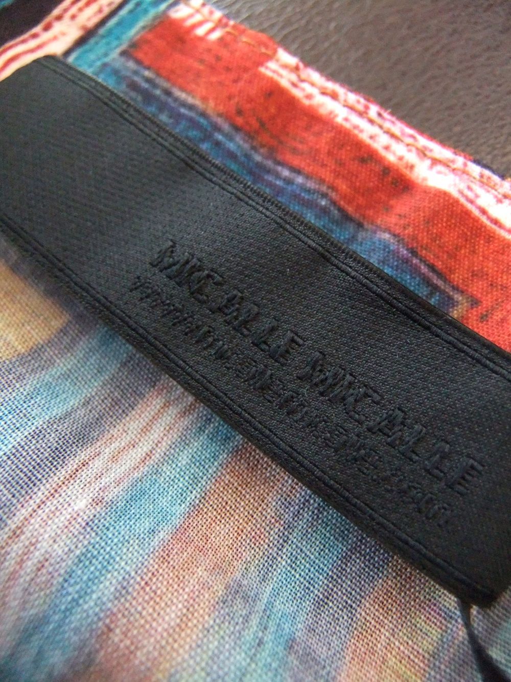【MICALLE MICALLE】 幾何学プリント ティアード ワンピース  （レッド） MMF132DDC