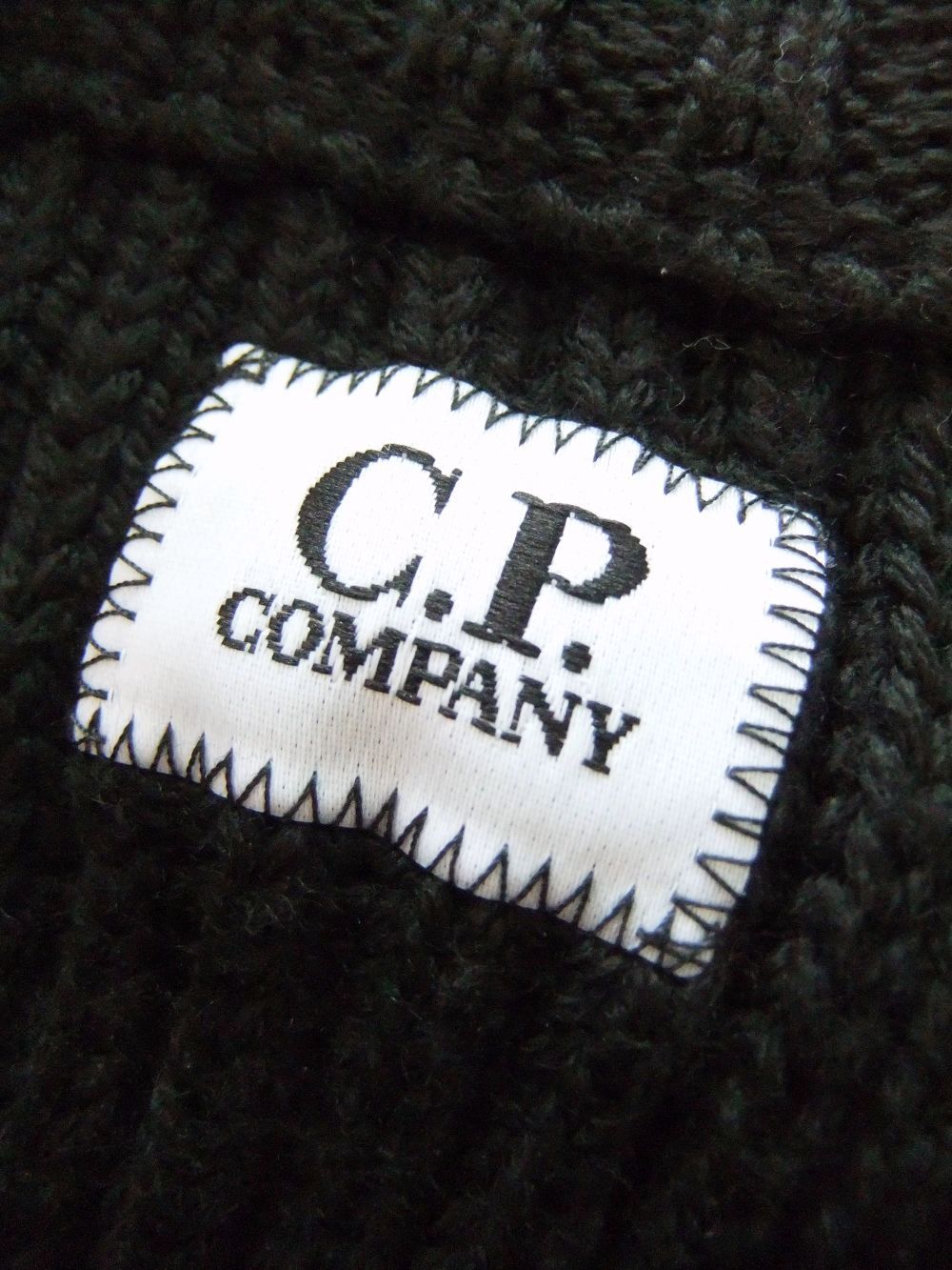 C.P. COMPANY - MERINO WOOL ZIPPED JUMPER (ブラック) リブ編み