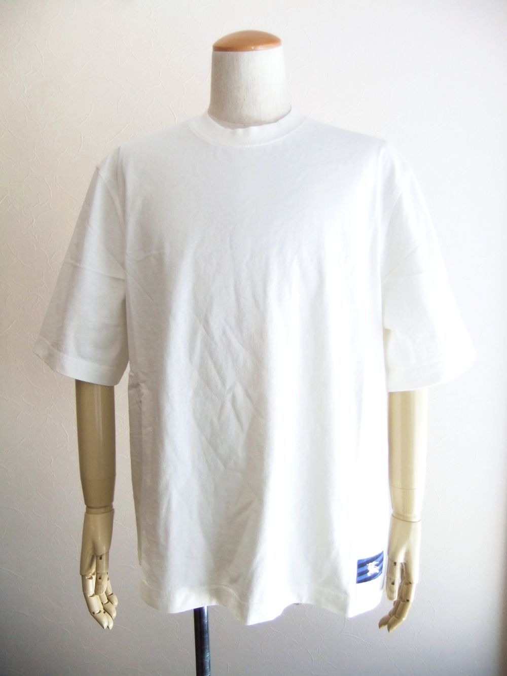 ロゴパッチ コットン  Tシャツ  (ホワイト)