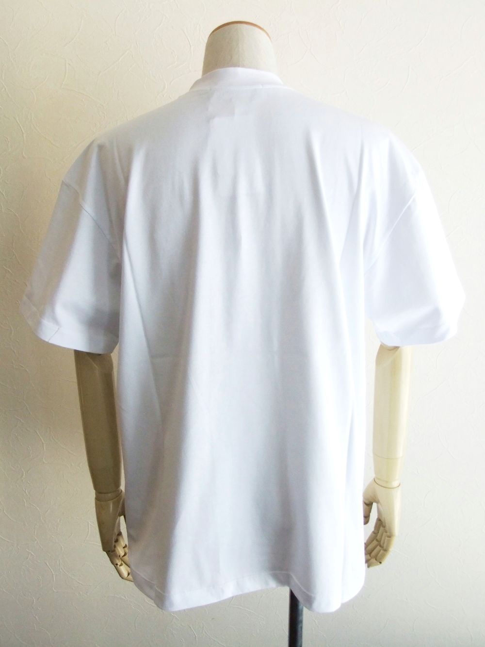EMBROIDERY ミニ刺繍 ネオンロゴ  T-SHIRT  (ホワイト)   3240MM169