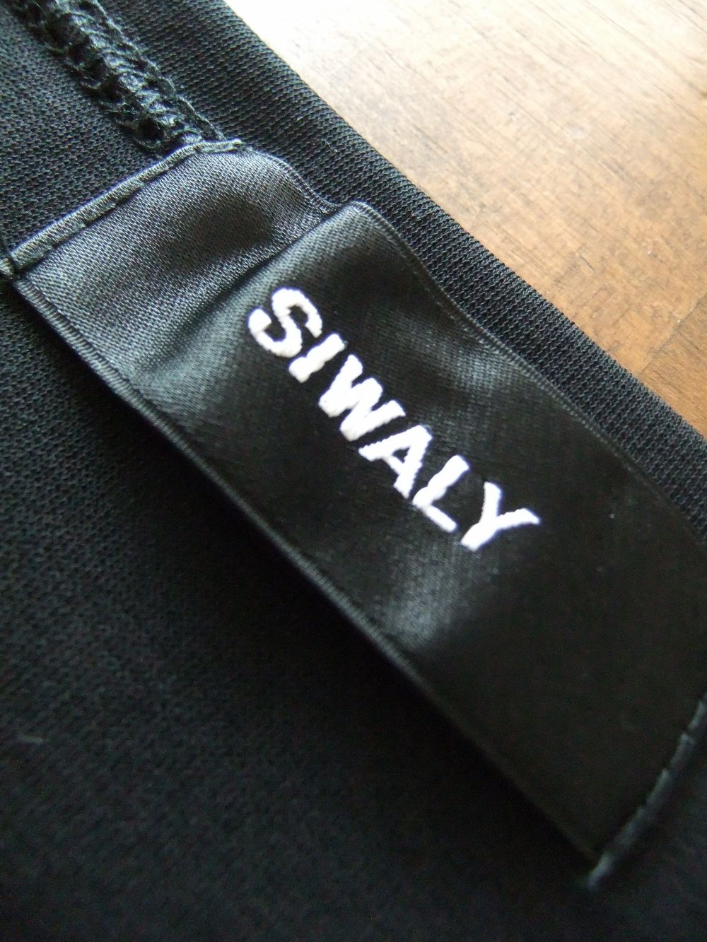 【SIWALY】 ハーフスリーブ オーバーTシャツ   (ブラック)  521207