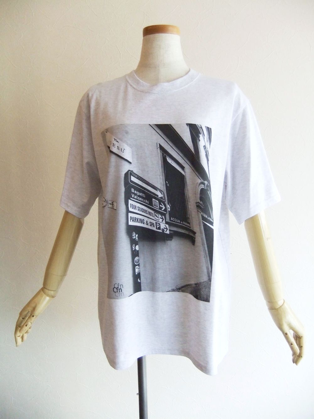 ロゴノースリーブTシャツ（カフネ） cafune: 《カフネ》 | 正規通販 | 4.444glad / 1万円(税抜)以上