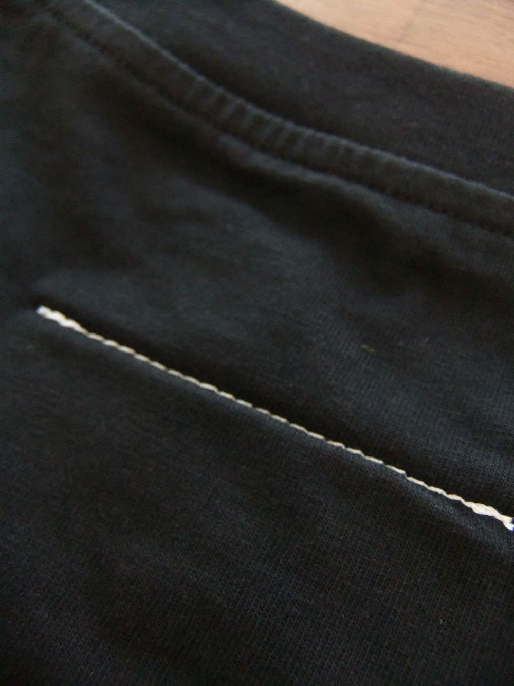《MM➅》 Maison Margiela  (ブラック) ロゴ  ロングスリーブ T シャツ