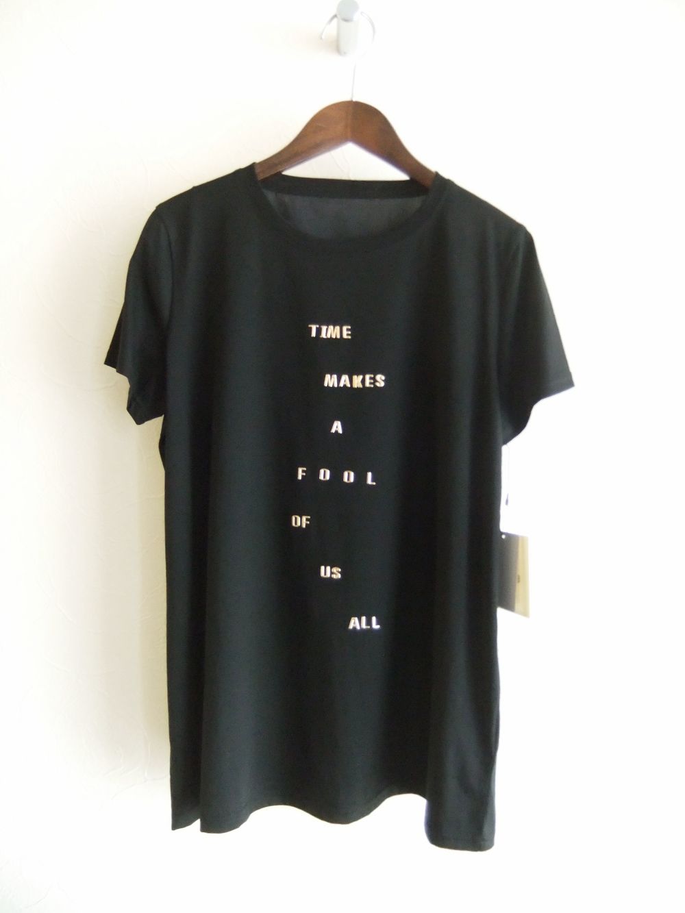 売れ筋商品|||COOMB クーム 刺繍ショート Tシャツ SALE COOMB クーム - レディース Tシャツ・カットソー -ファッション