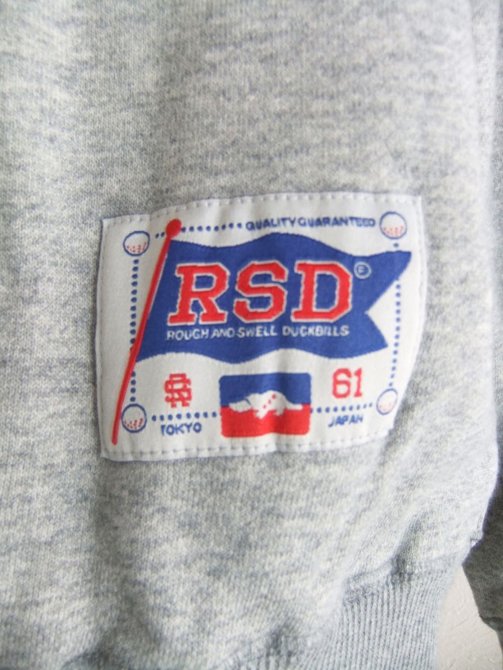 FROCKY HOODIE   ロゴ入りフーディ   RSM-25230
